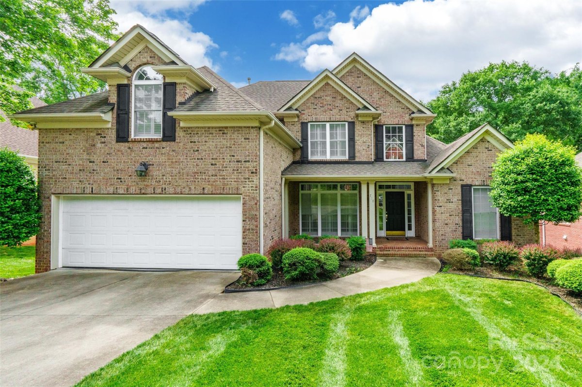 738 Portpatrick Place