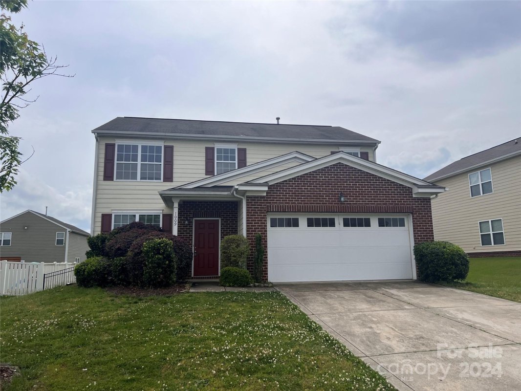 1009 Green Terra Road