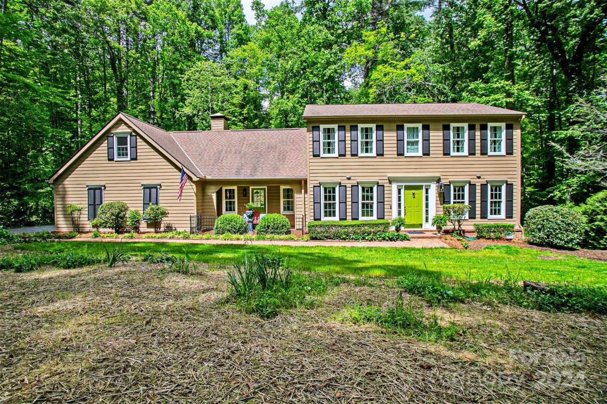 301 Chickadee Lane