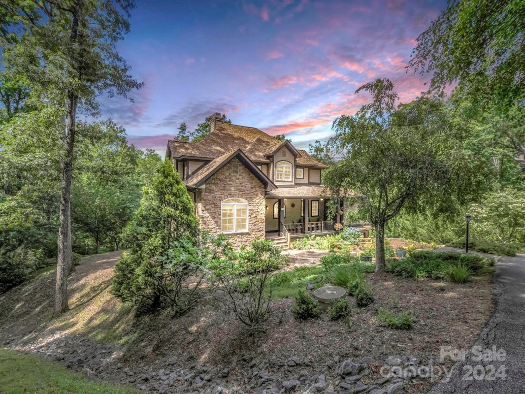 137 Rustic Trail