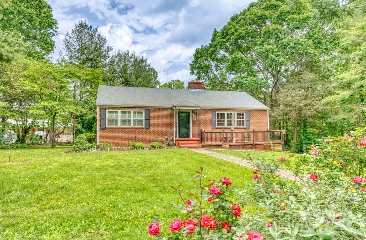 10 Sherwood Road