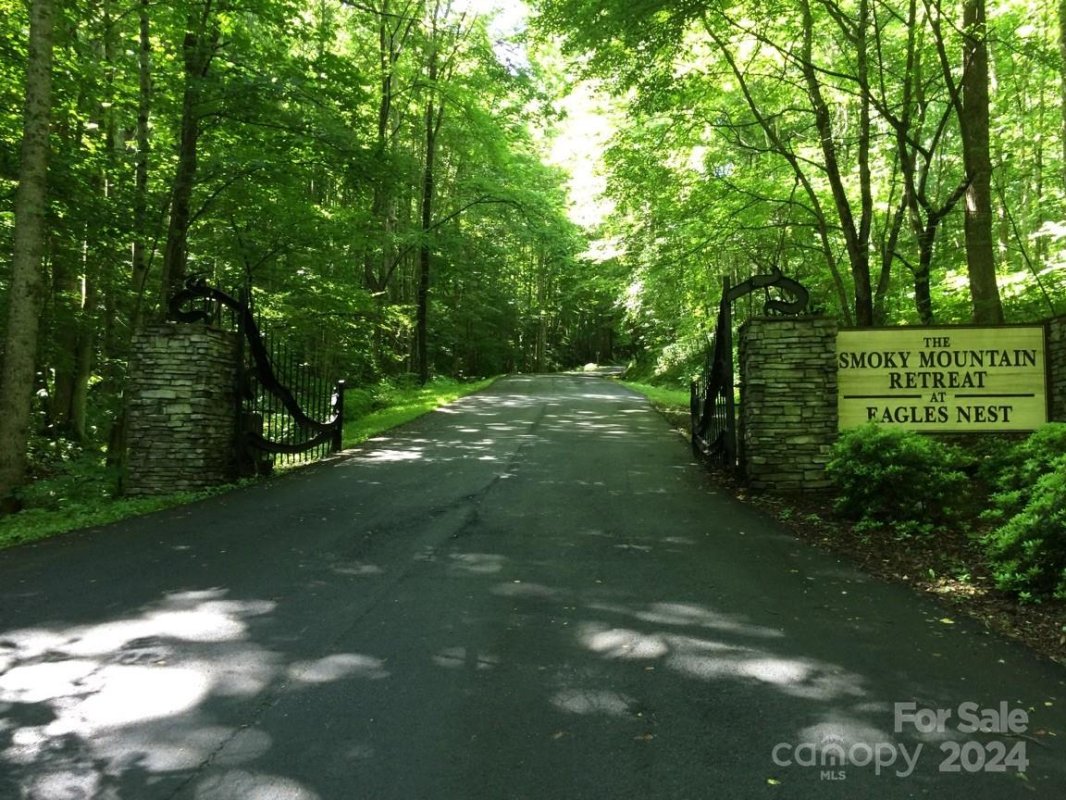 Lot C10 Adohi Trail