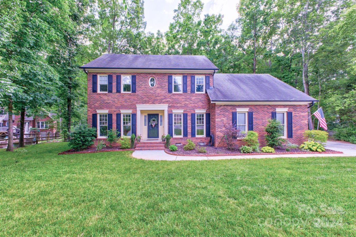 2657 Willowbrook Drive