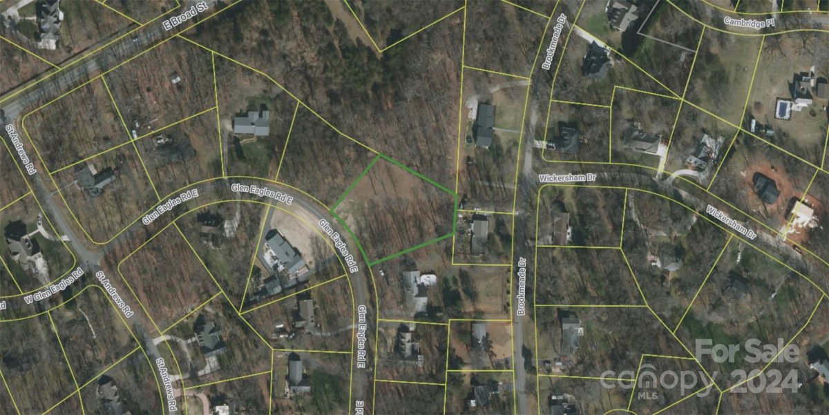 225 E Glen Eagles Road