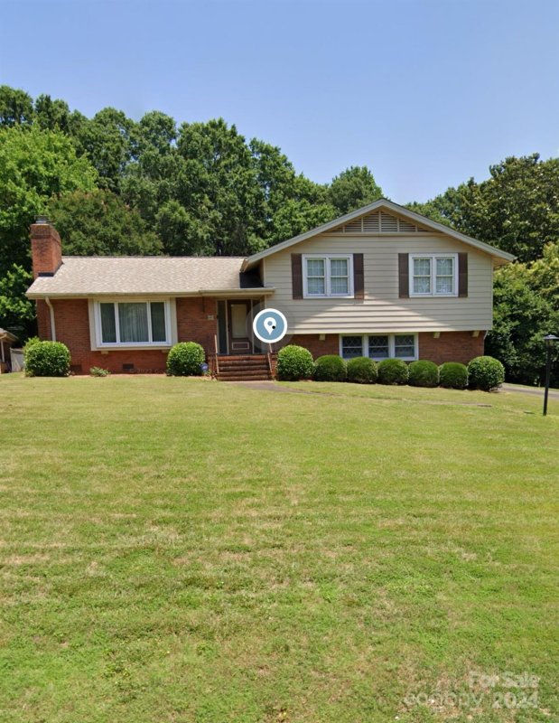 1410 Paddock Circle