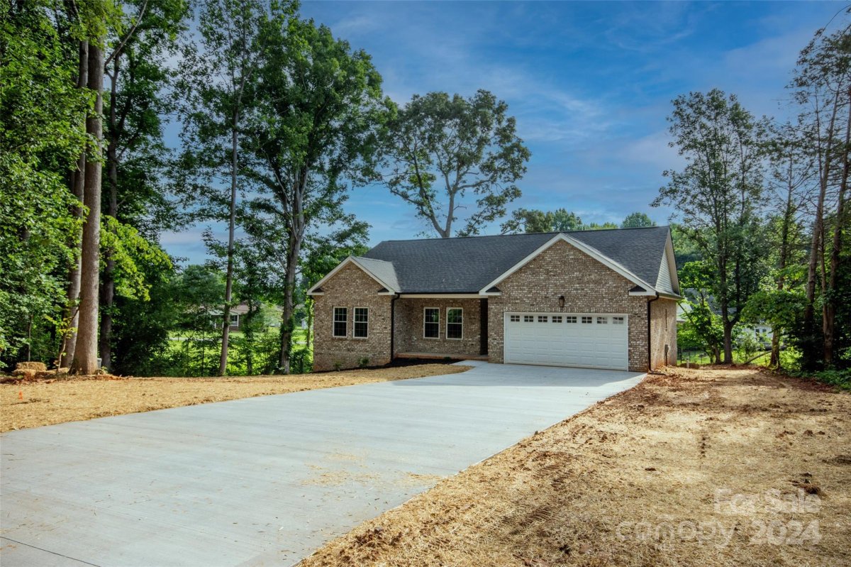 113 W Meadowview Drive 80