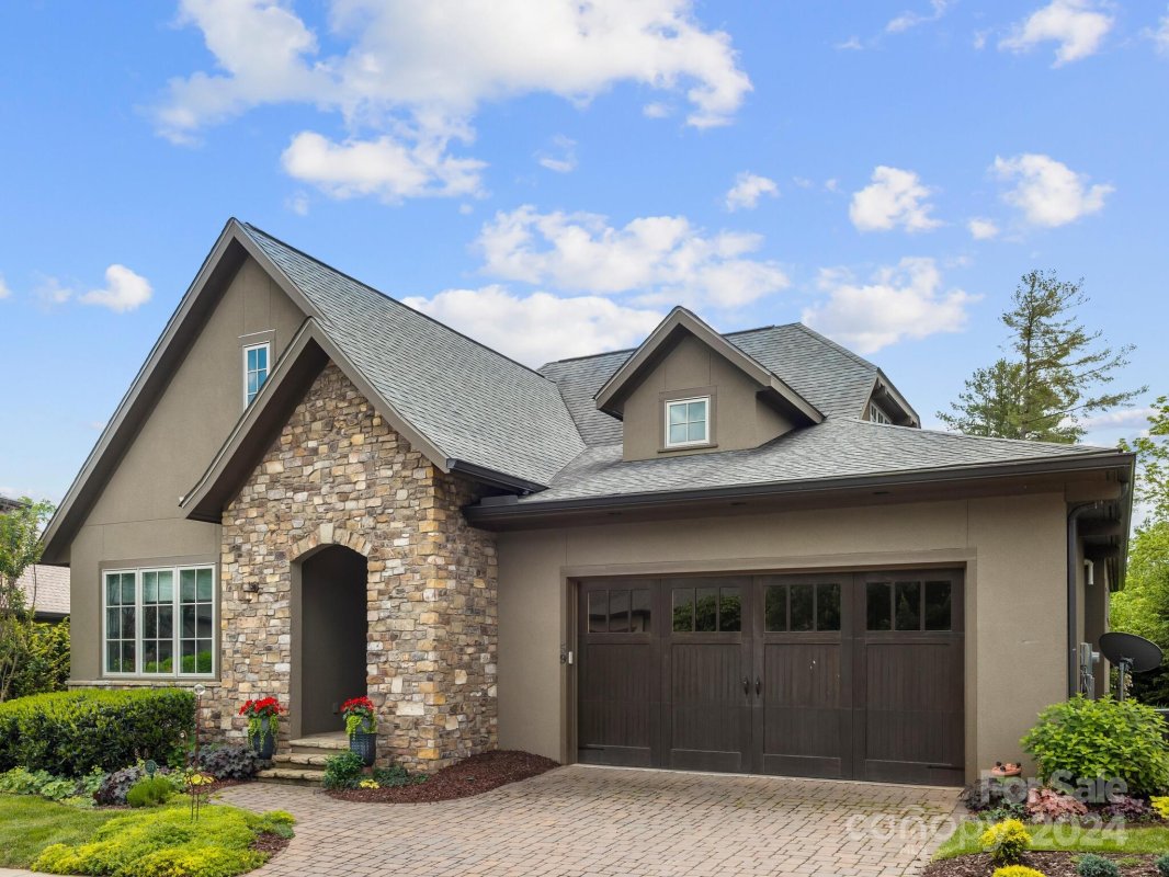59 Chantilly Drive
