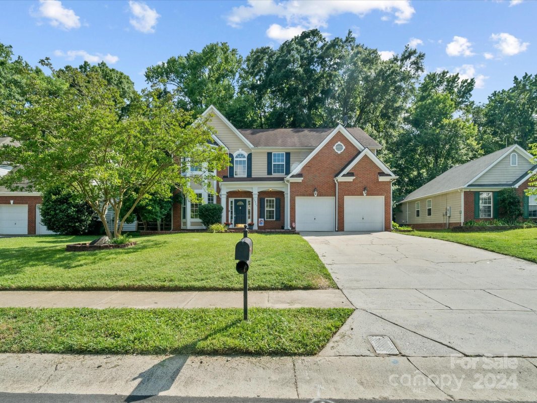 13923 Laurel Trace Drive