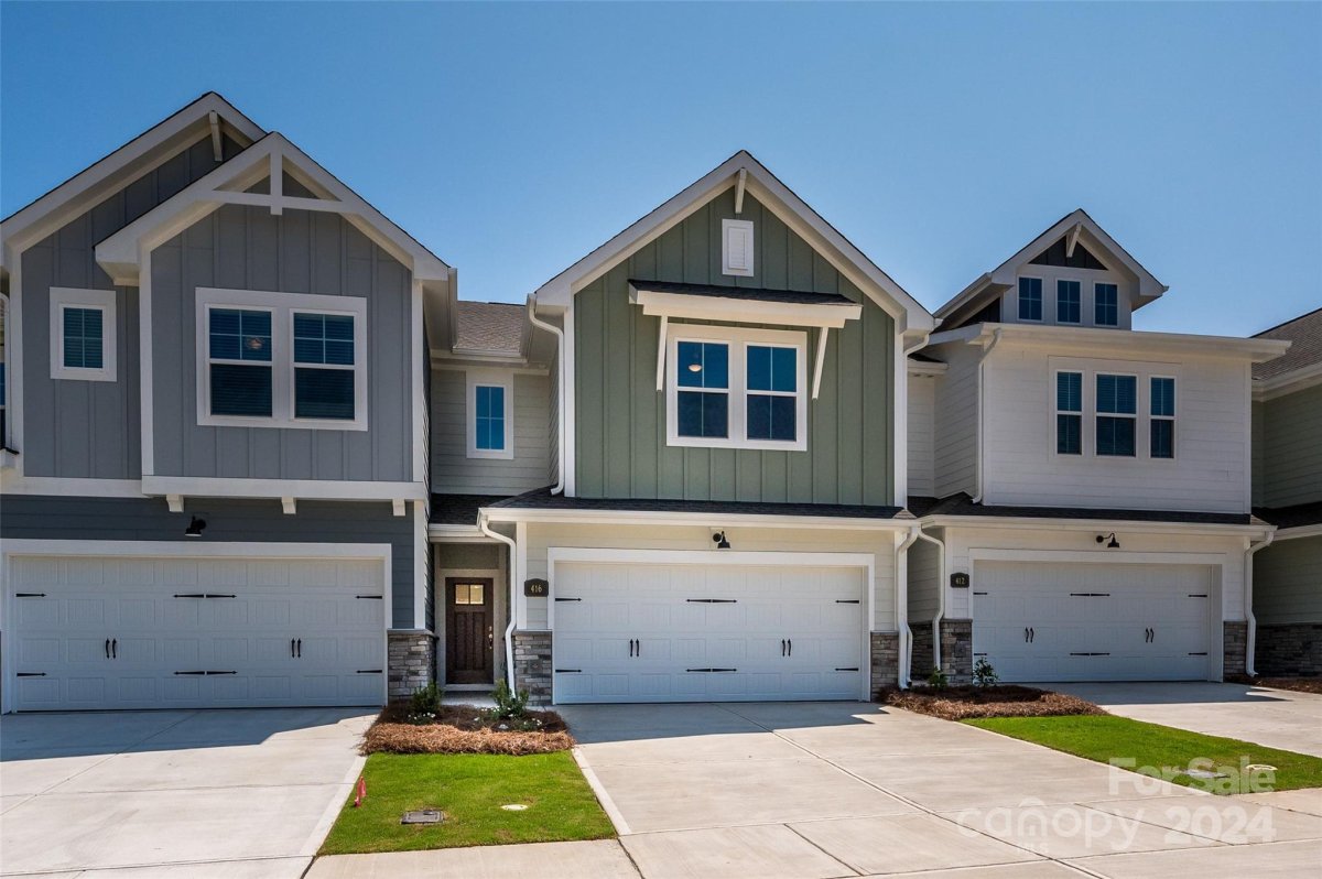 416 Quartz Hill Way