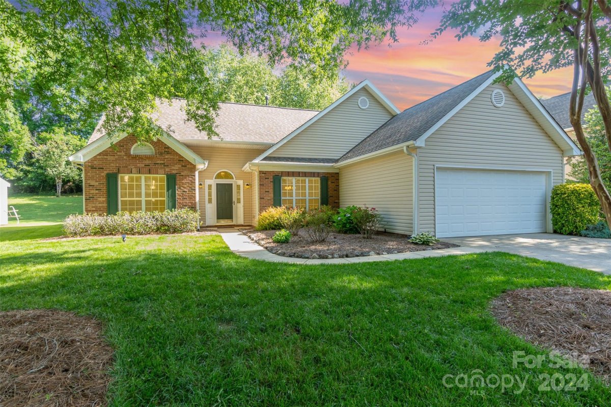 2419 Ivy Creek Ford