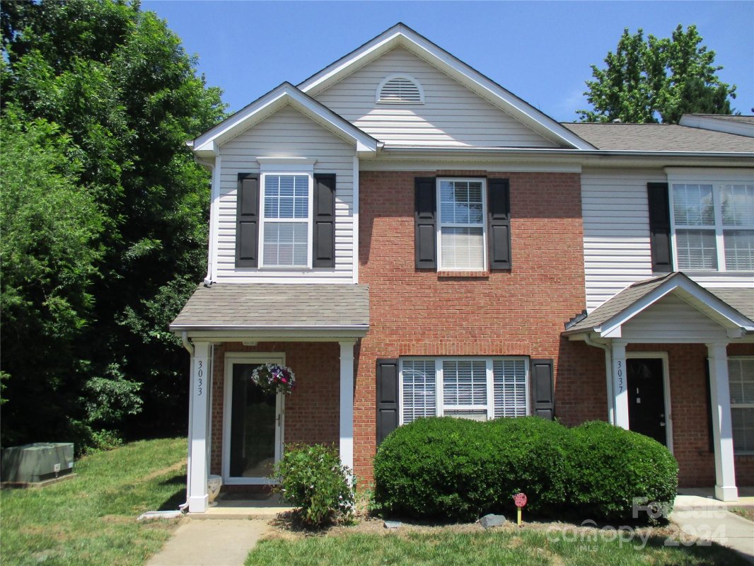 3033 Golden Dale Lane