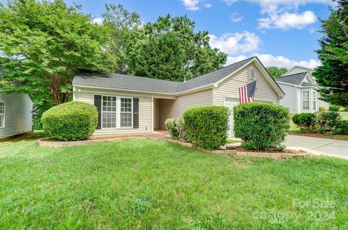 1713 Oakdale Green Drive