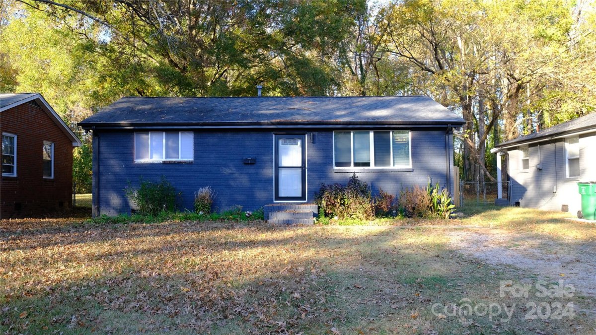 2109 Finchley Drive
