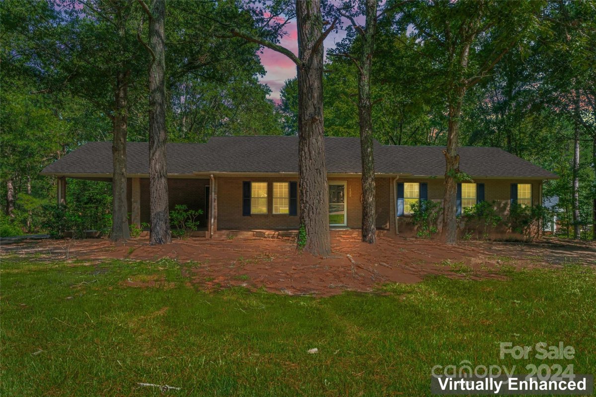 1422 Mack Drive