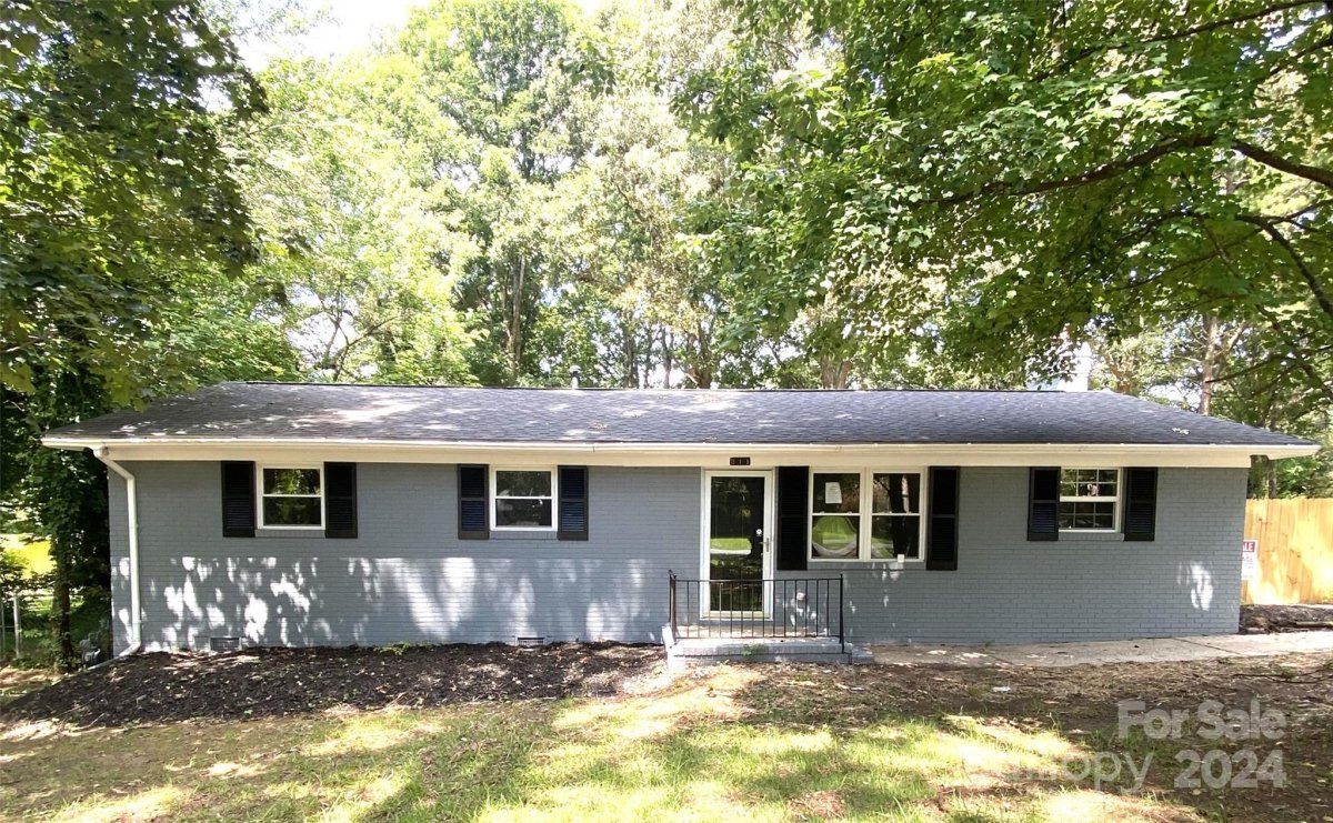 211 Forest Park Road