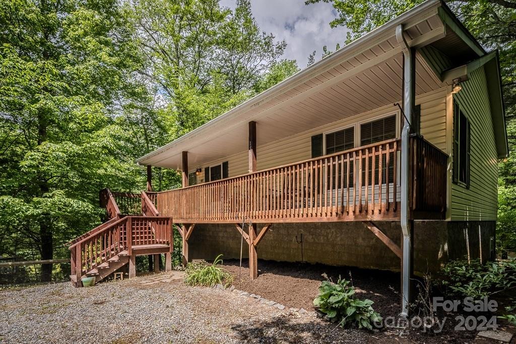157 Pepperidge Lane