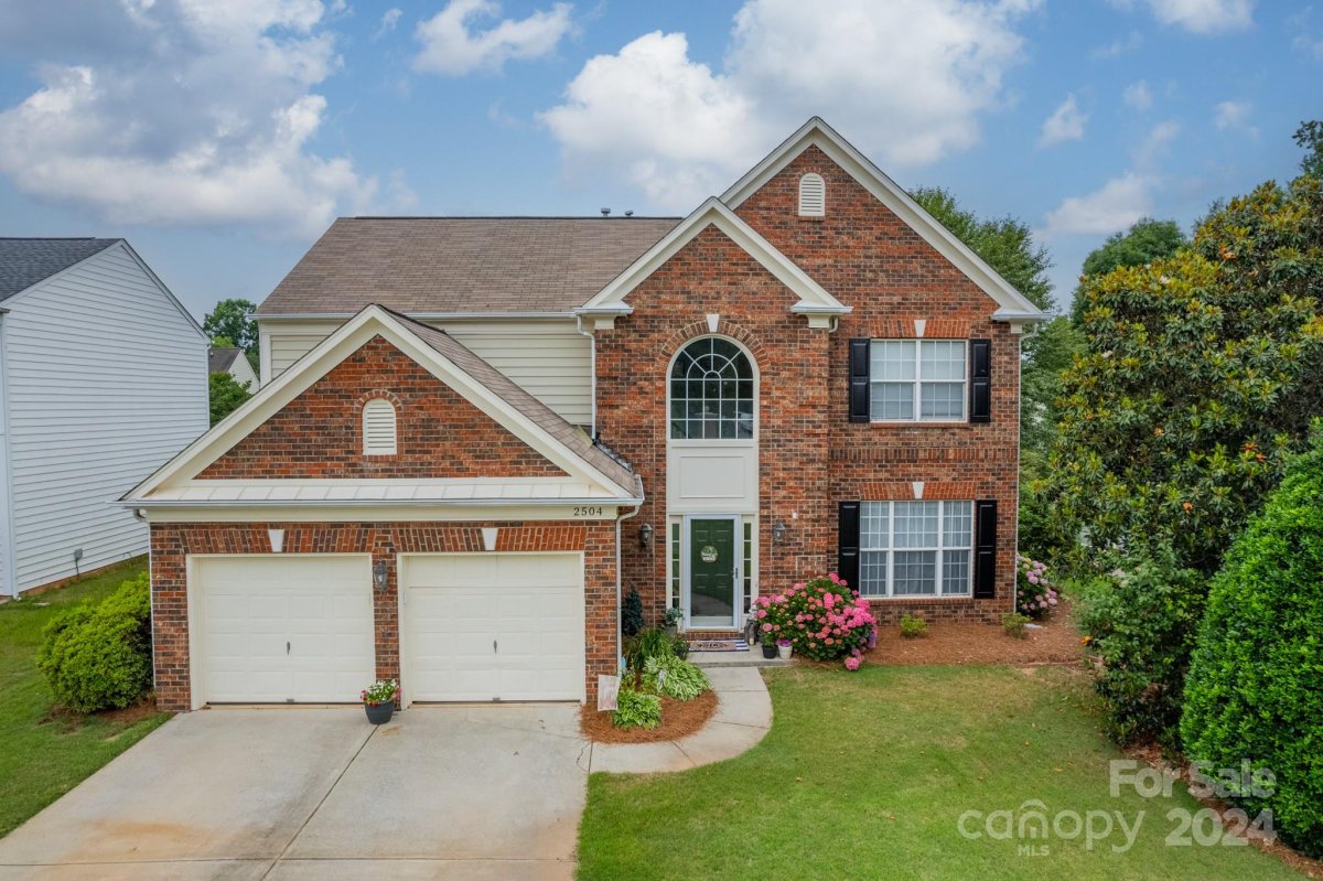 2504 Stirrup Ridge Lane