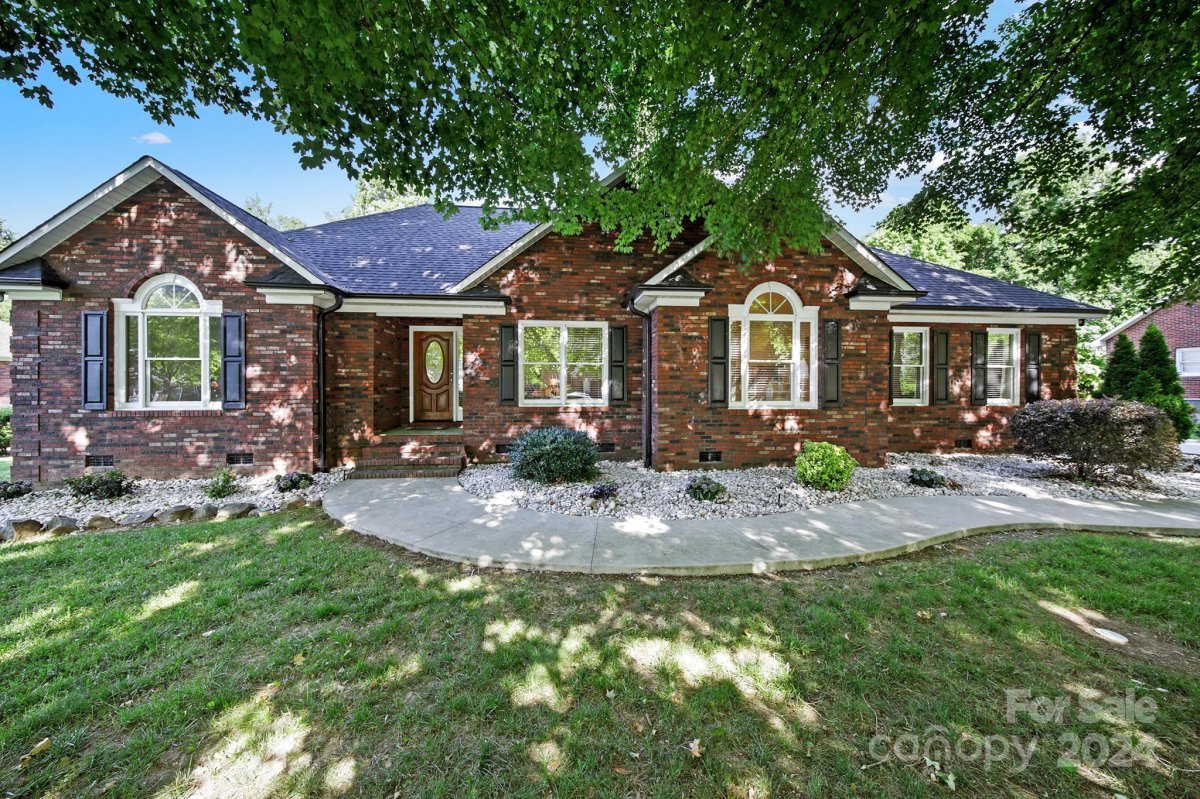 8261 Ferrell Place