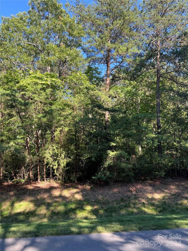 2141 Southpoint Lane