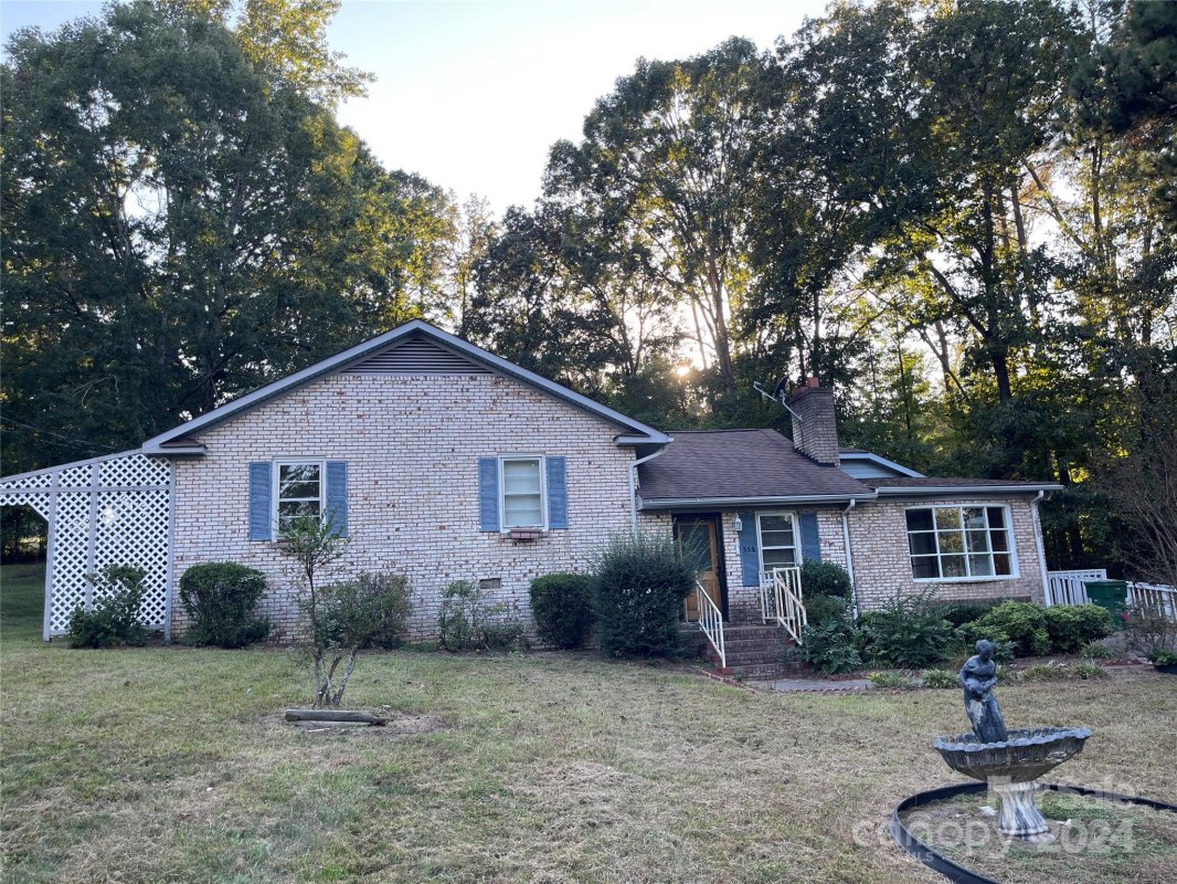 559 Acorn Acres Road