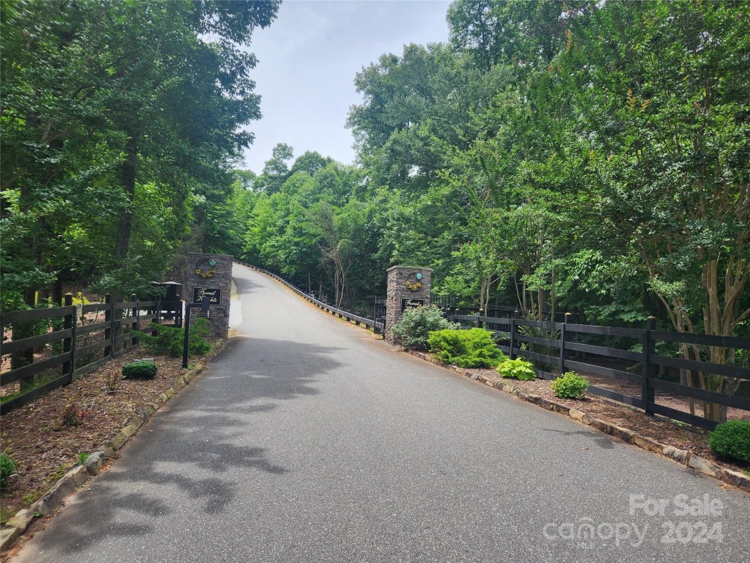 00 Trail Ridge Drive 115