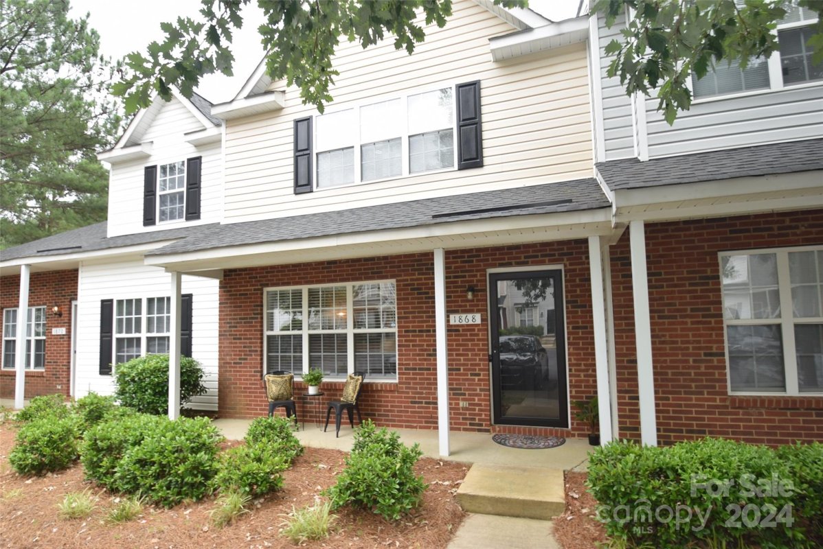 1868 Birch Heights Court
