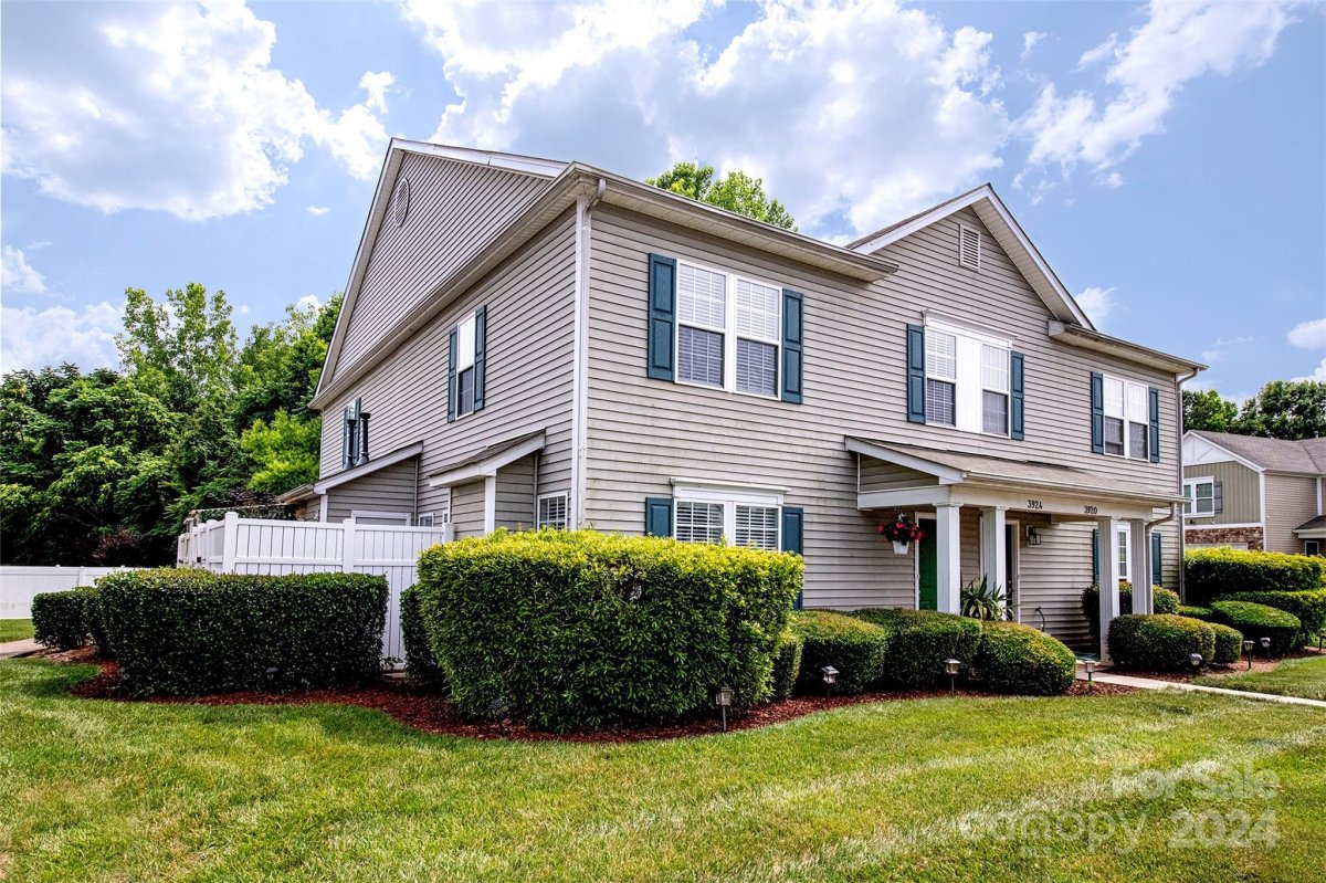 3924 Mohawk Court