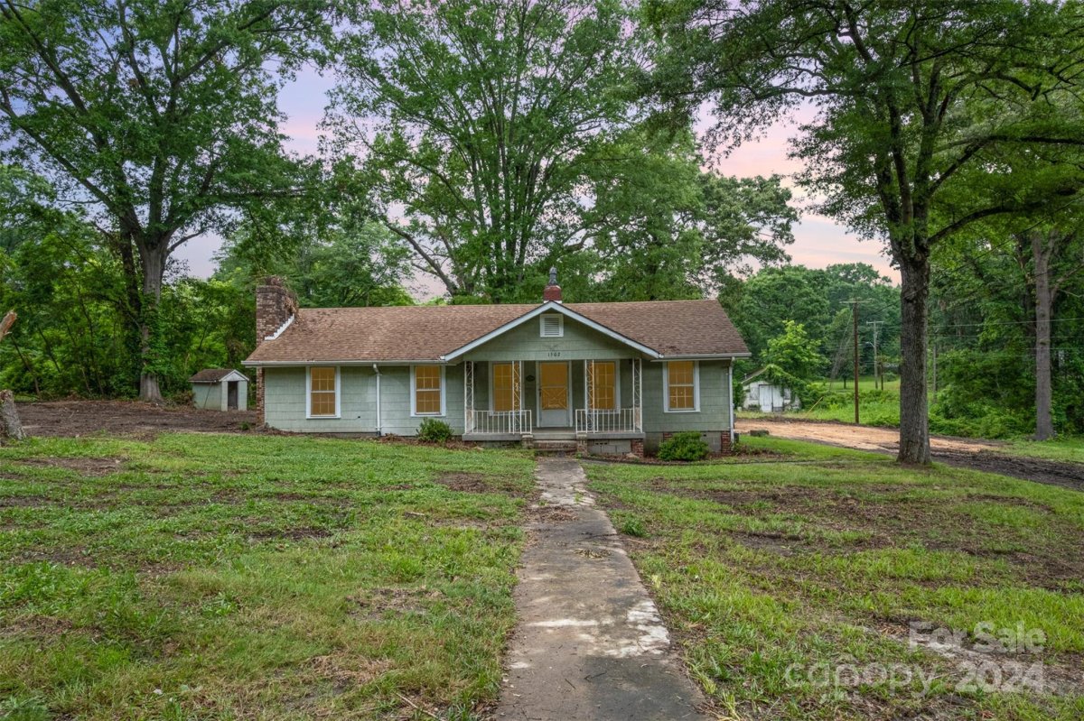 1502 Collinston Drive