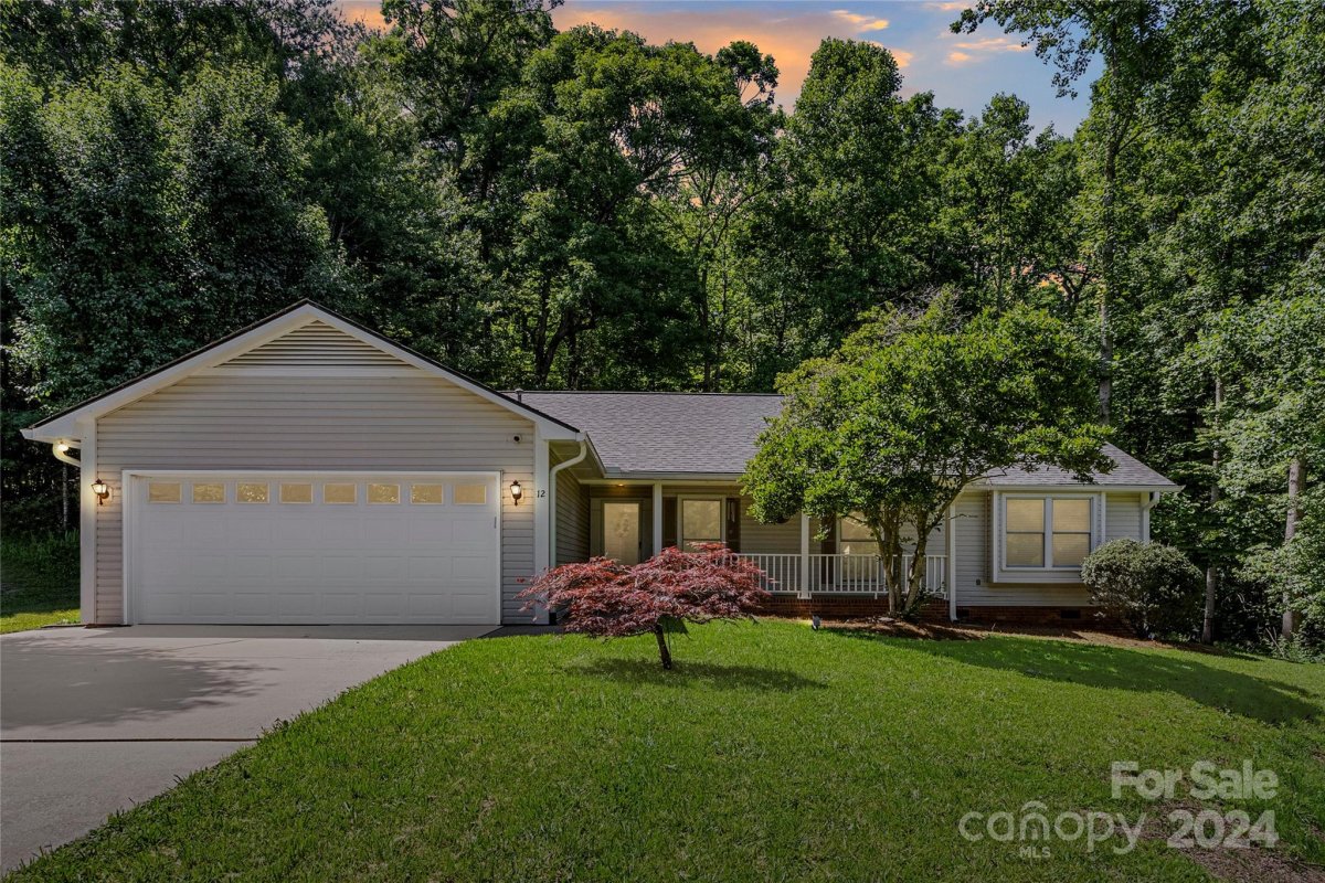 12 Southchase Drive