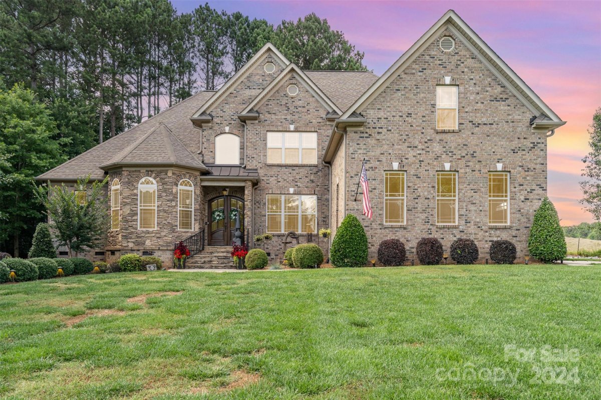 139 Waterbury Drive