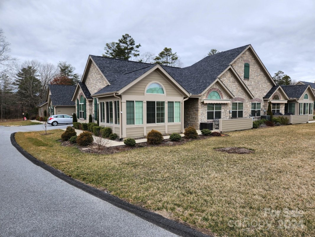 426 Summerfield Place