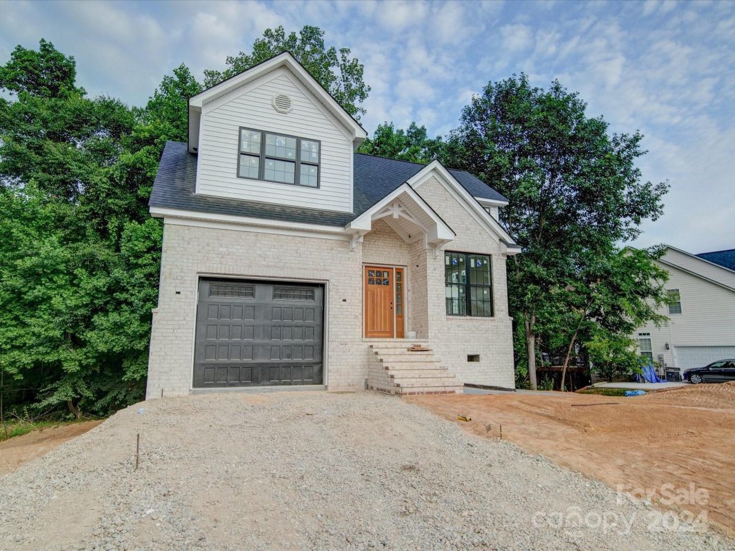 2207 Mt Isle Harbor Drive