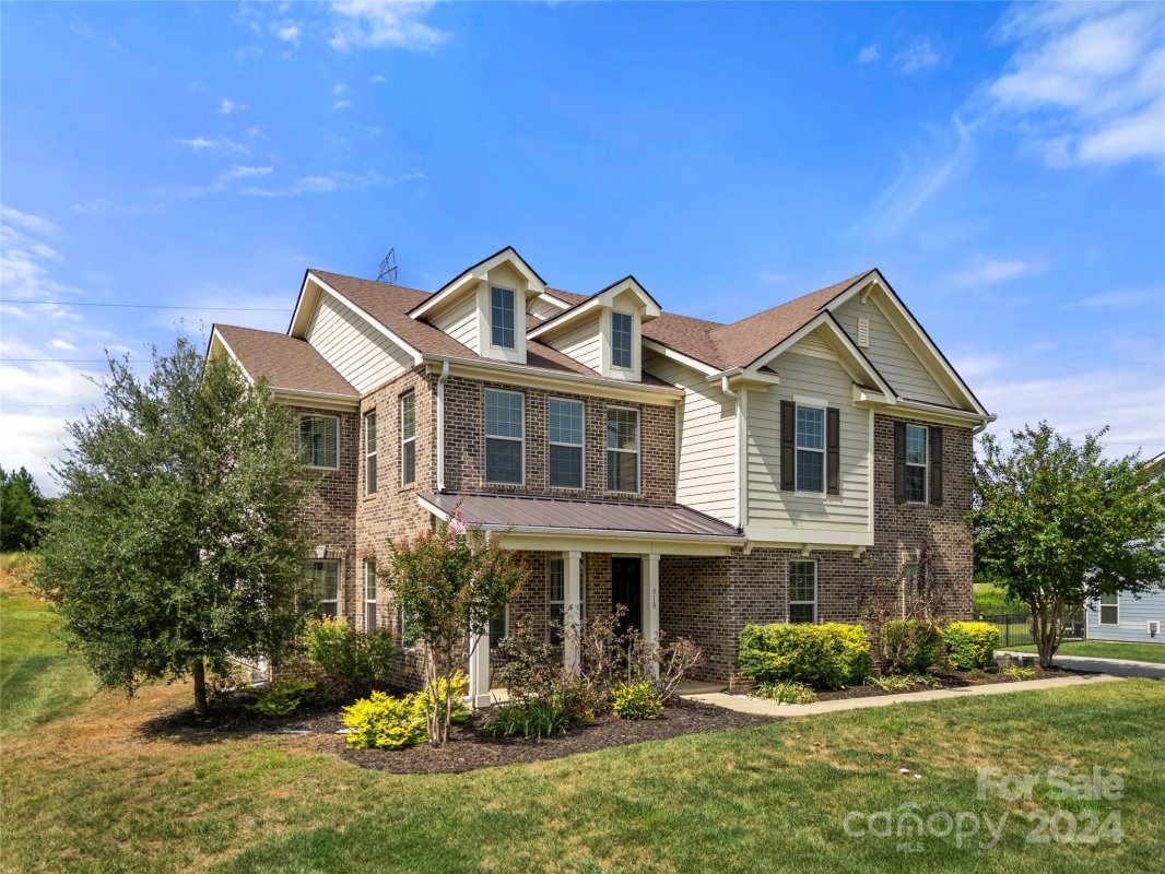 510 Alucio Court