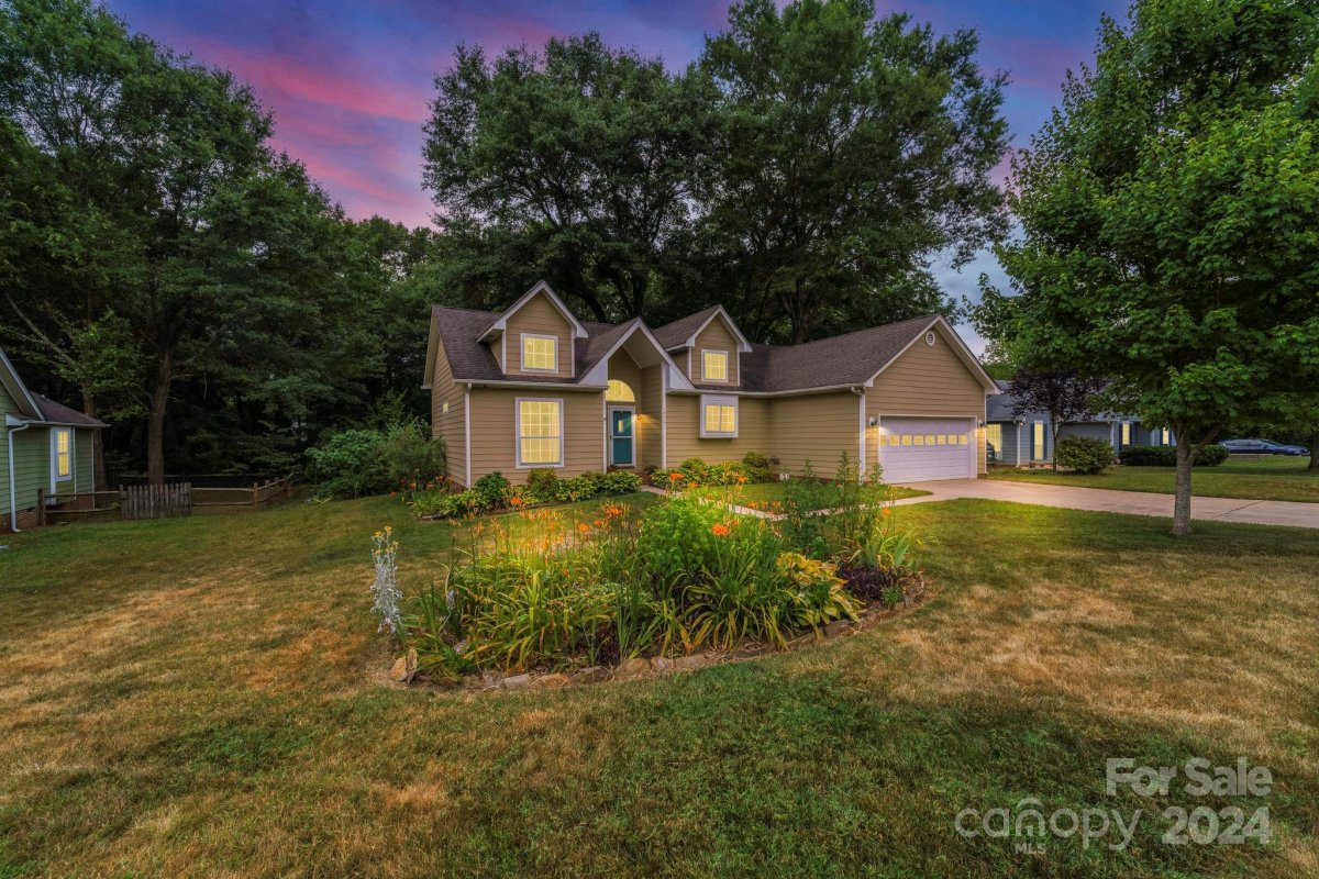 10521 Southern Oak Court