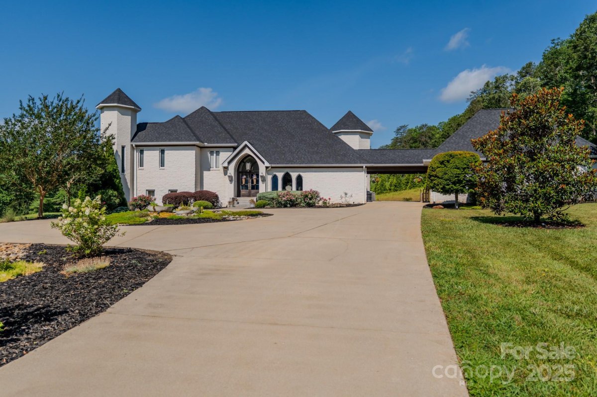 300 Springhill Drive