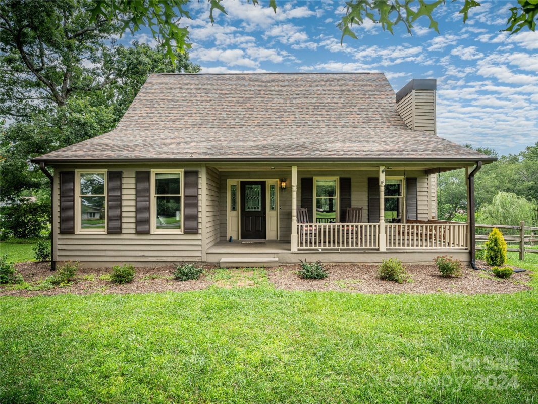 4 Amber Drive