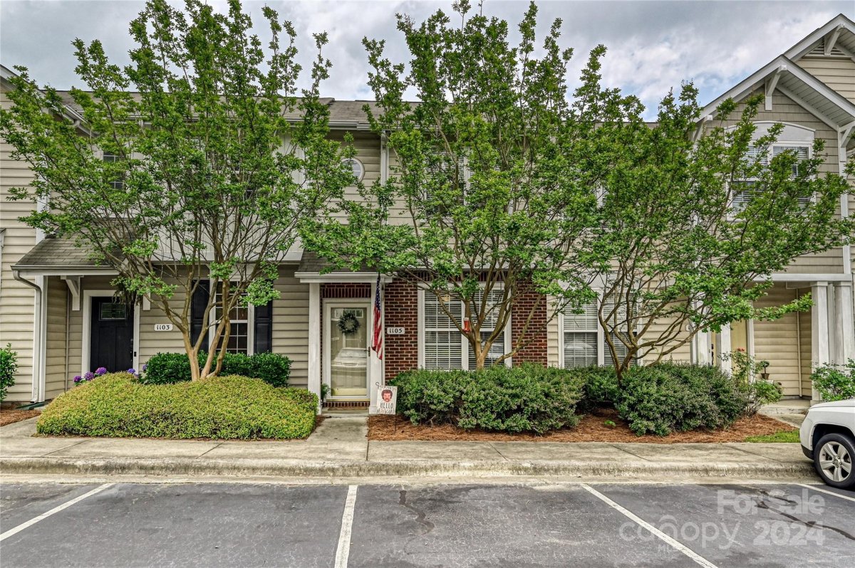 1105 Sienna Sand Way