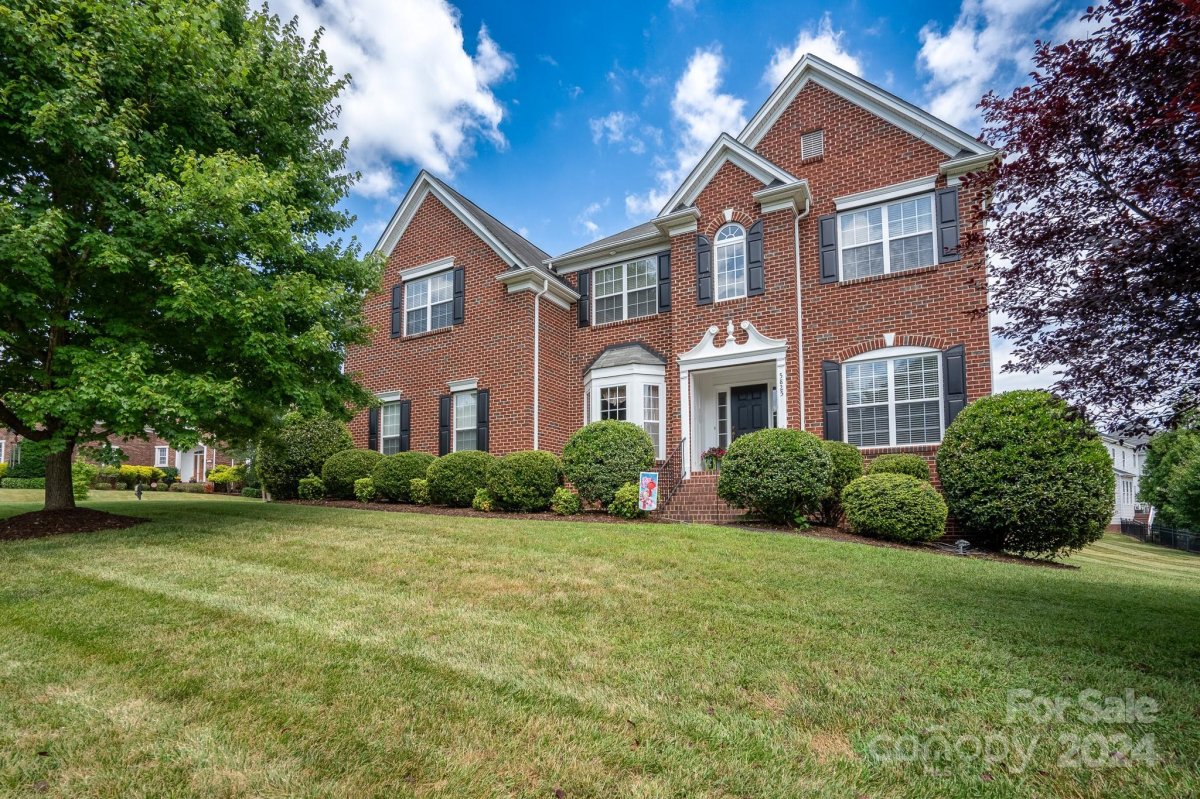 5825 Stephens Grove Lane