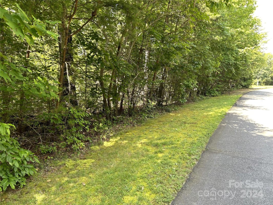 00 River Ridge Parkway
