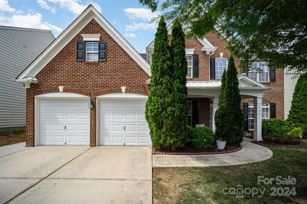 1922 Arbor Crest Court