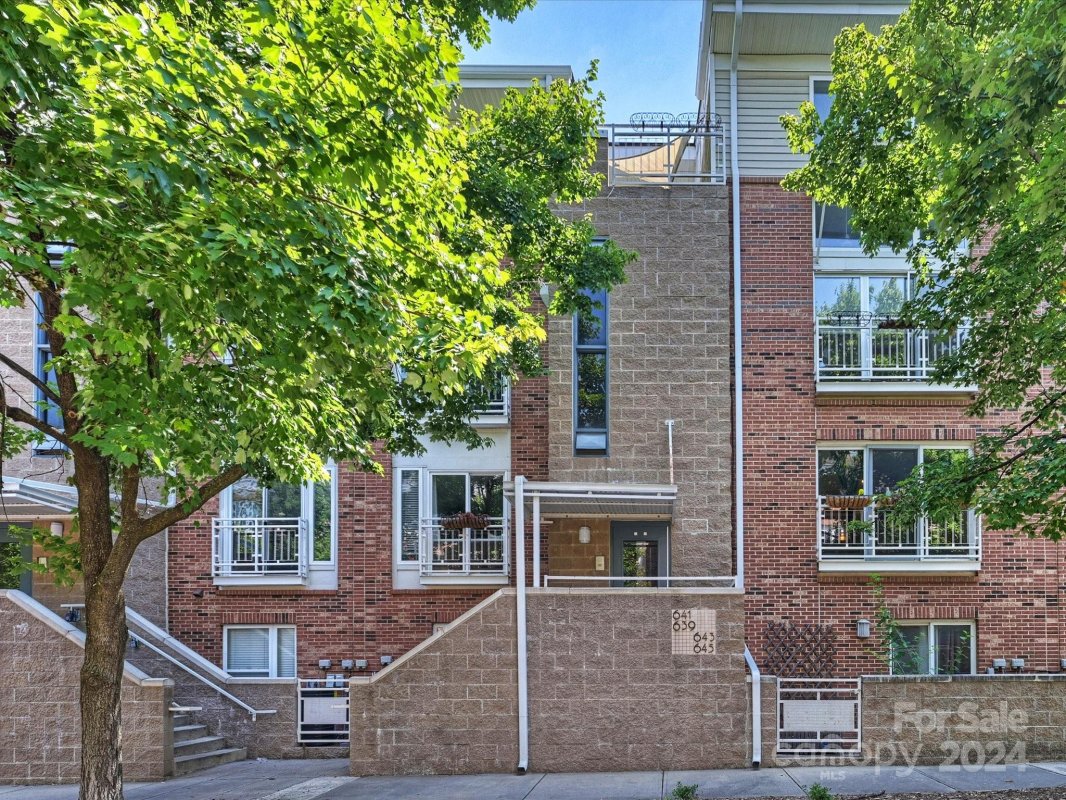 643 Raphael Place