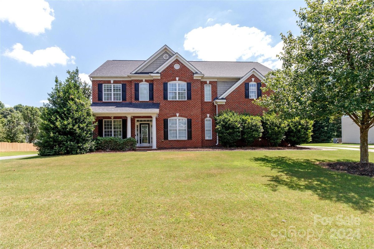 401 Palmerston Lane