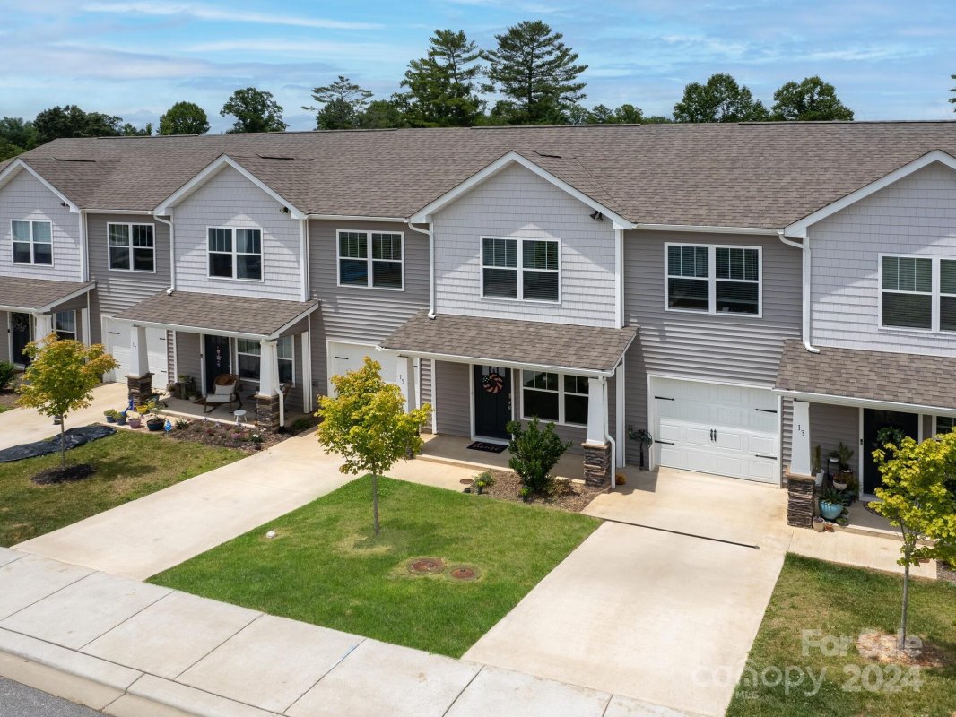 15 Benedict Lane