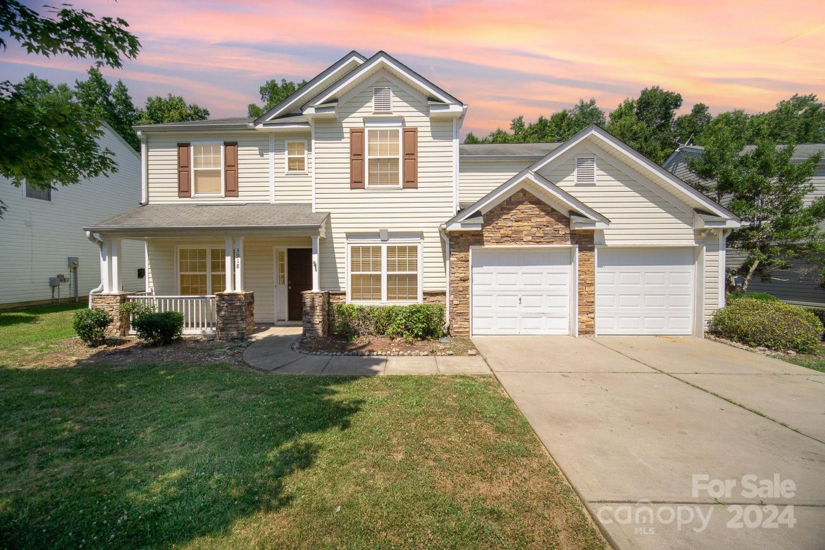 3918 Edgeview Drive