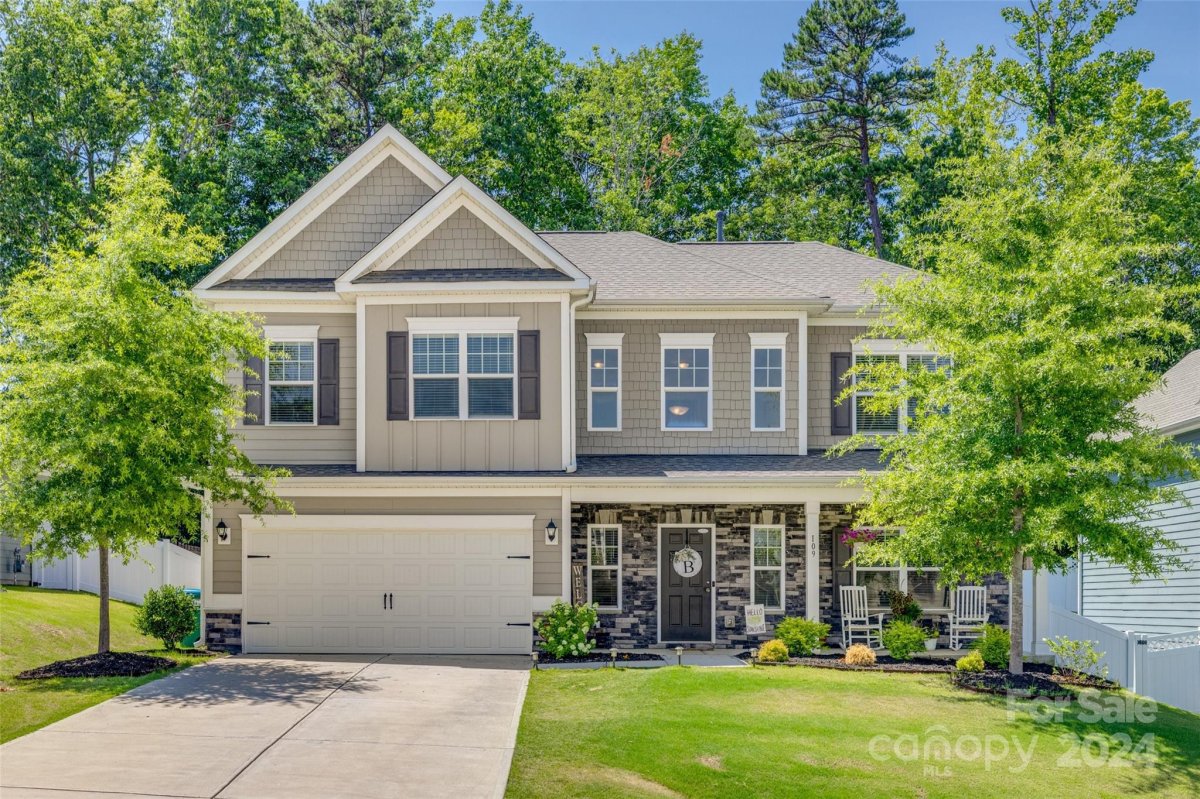 109 Cramerton Mills Parkway