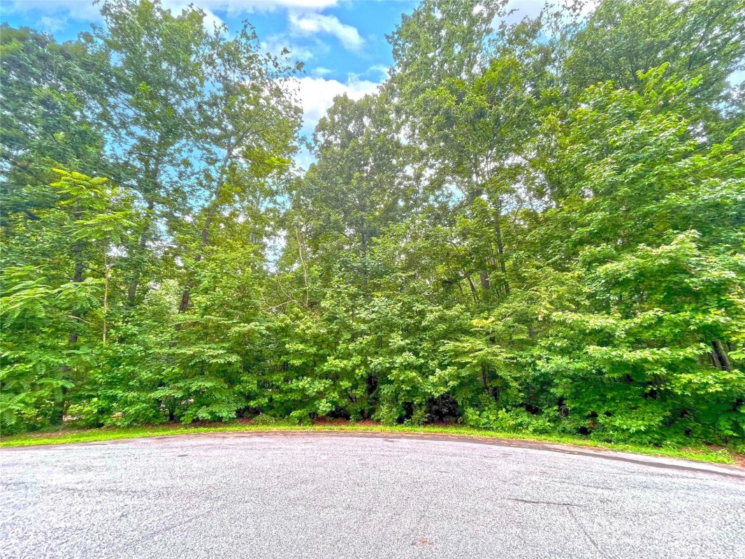 285 Worthington Drive