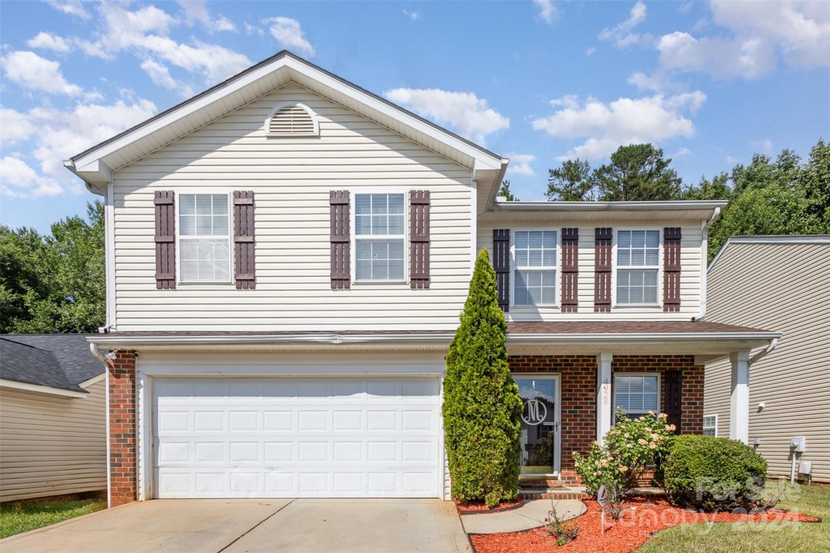 4928 Hopewood Lane