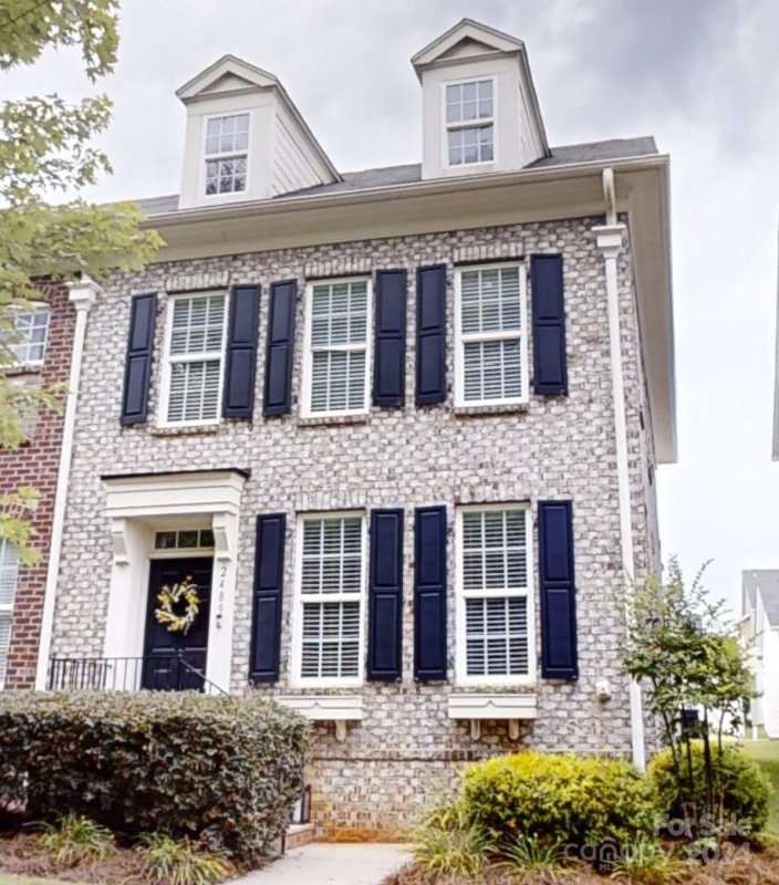 2489 Shanklin Lane