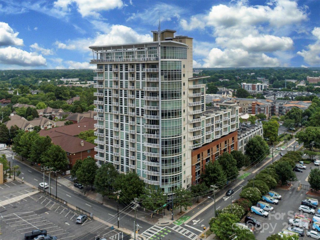 505 E 6th Street 1105