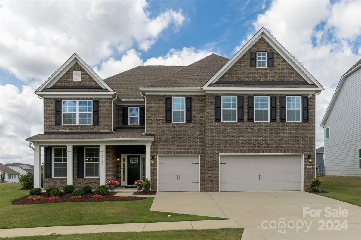 6021 Willow Pin Lane